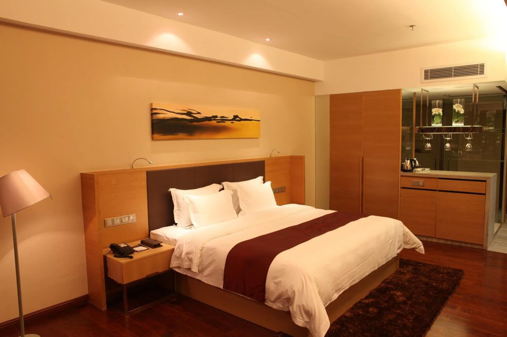 Hotel Shenzhen Ramada Plaza, North Railway Station Exteriér fotografie