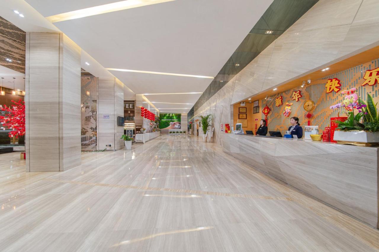 Hotel Shenzhen Ramada Plaza, North Railway Station Exteriér fotografie