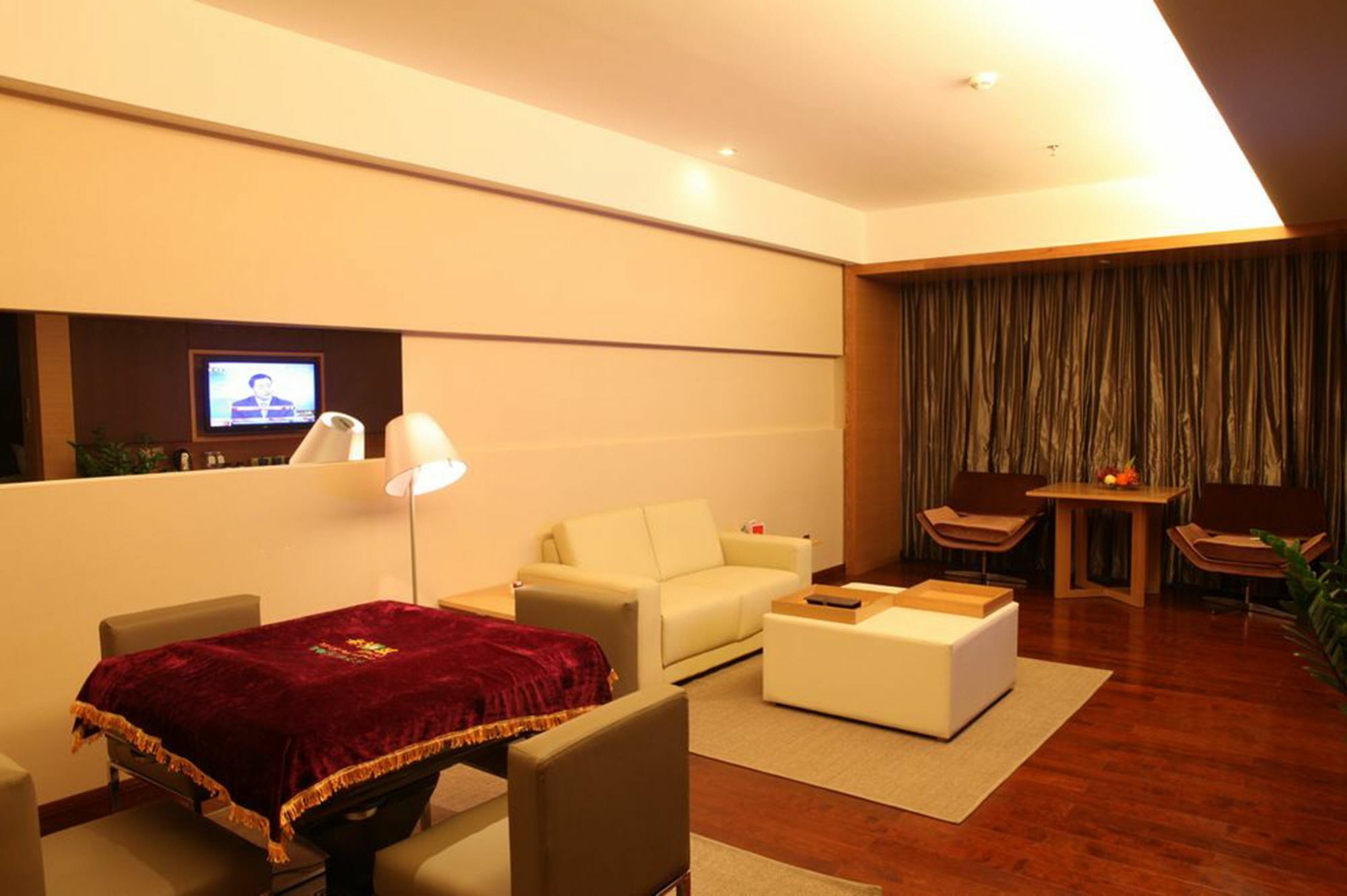 Hotel Shenzhen Ramada Plaza, North Railway Station Exteriér fotografie
